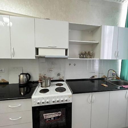 בישקק 2-Room Apartment Mossovet מראה חיצוני תמונה
