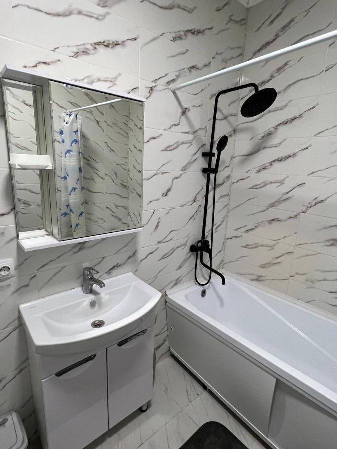בישקק 2-Room Apartment Mossovet מראה חיצוני תמונה