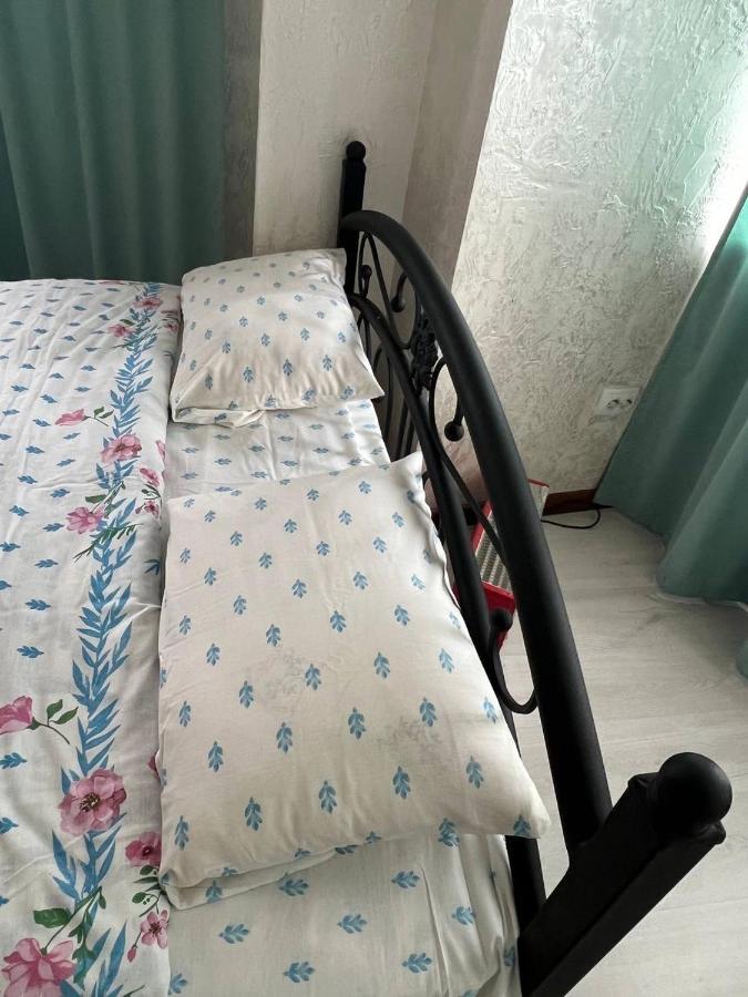 בישקק 2-Room Apartment Mossovet מראה חיצוני תמונה